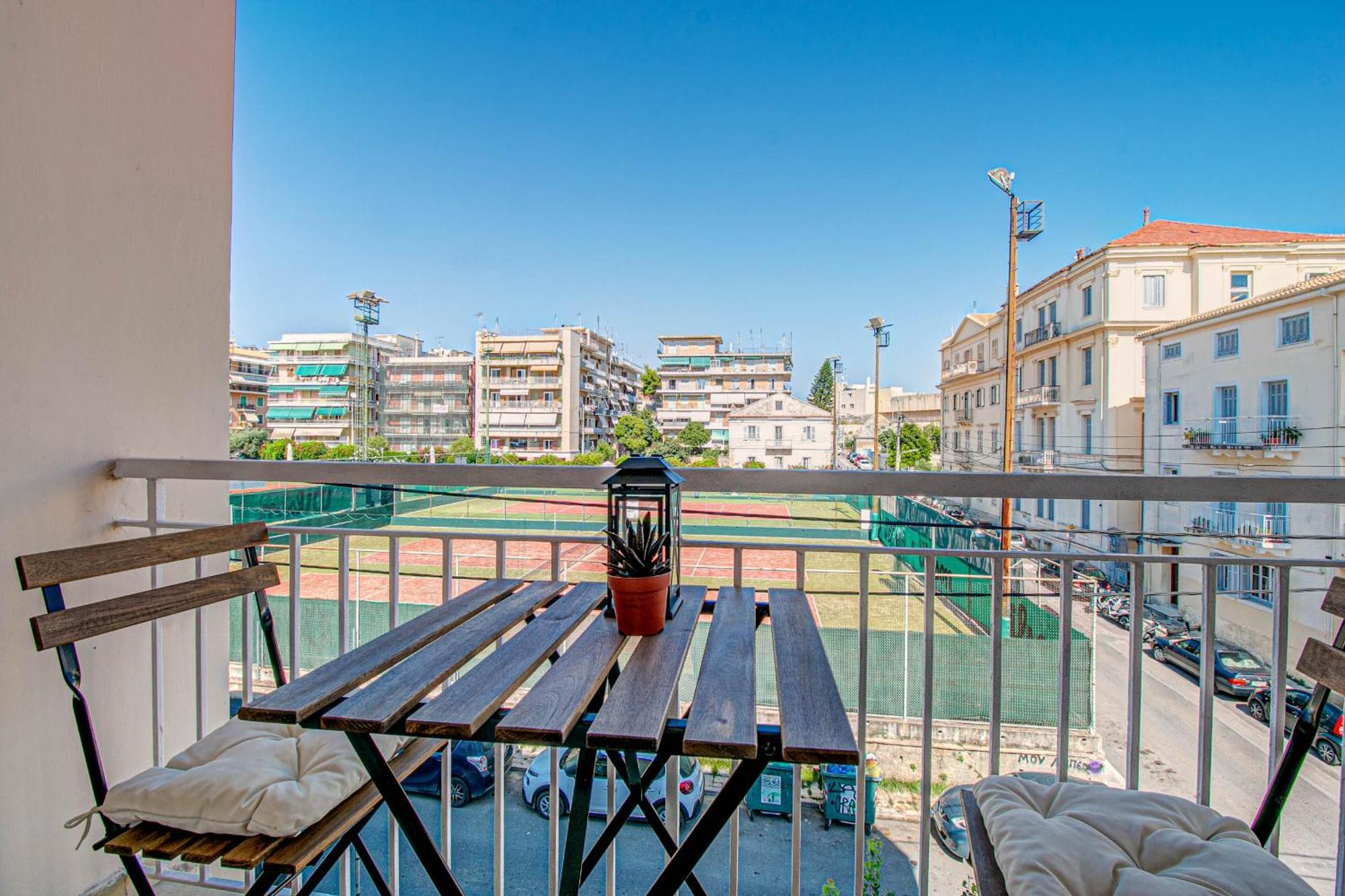 Match Point Apartment, Corfu Town Apartment